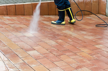 How Often Should You Pressure Wash Your Baton Rouge Home?